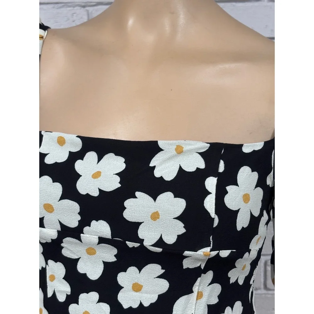 Reformation charming top